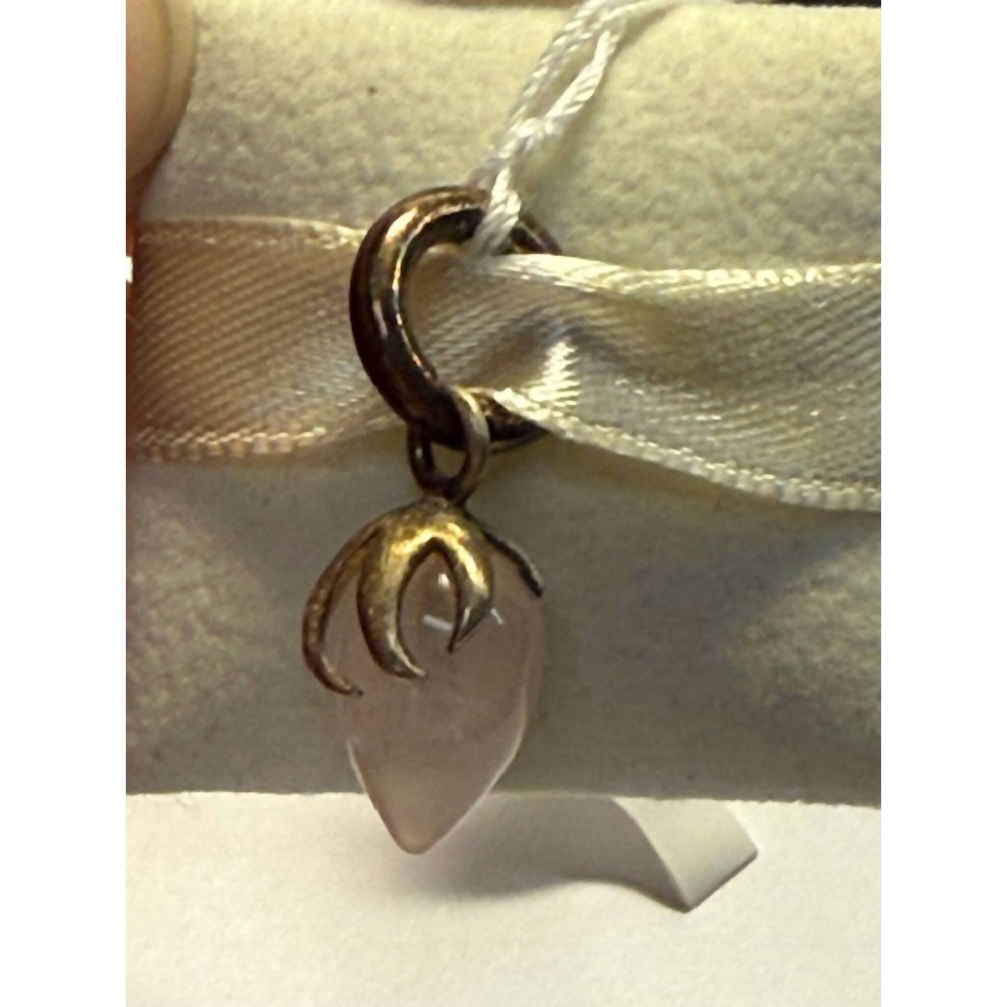 New Story Jewellery Women's Lotus Drop Charm In White/ Gold